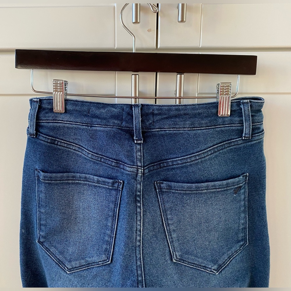 William Rast Crop Jeans - Picture 3 of 6